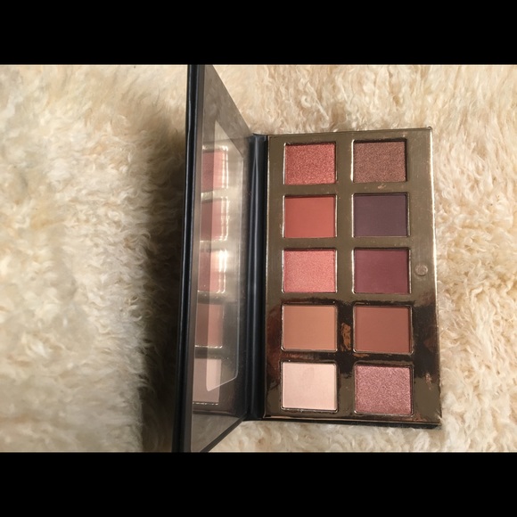 Crown Brush Fuego Eyeshadow Palette - Picture 4 of 13